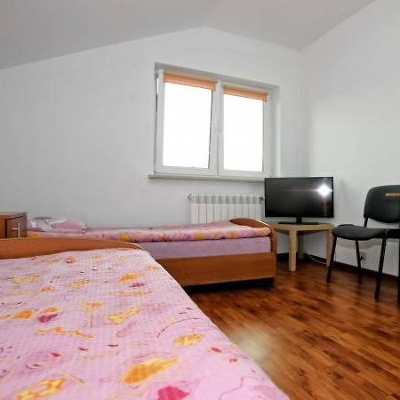 Noclegi Pracownicze Lazur Ciechanów Exteriör bild