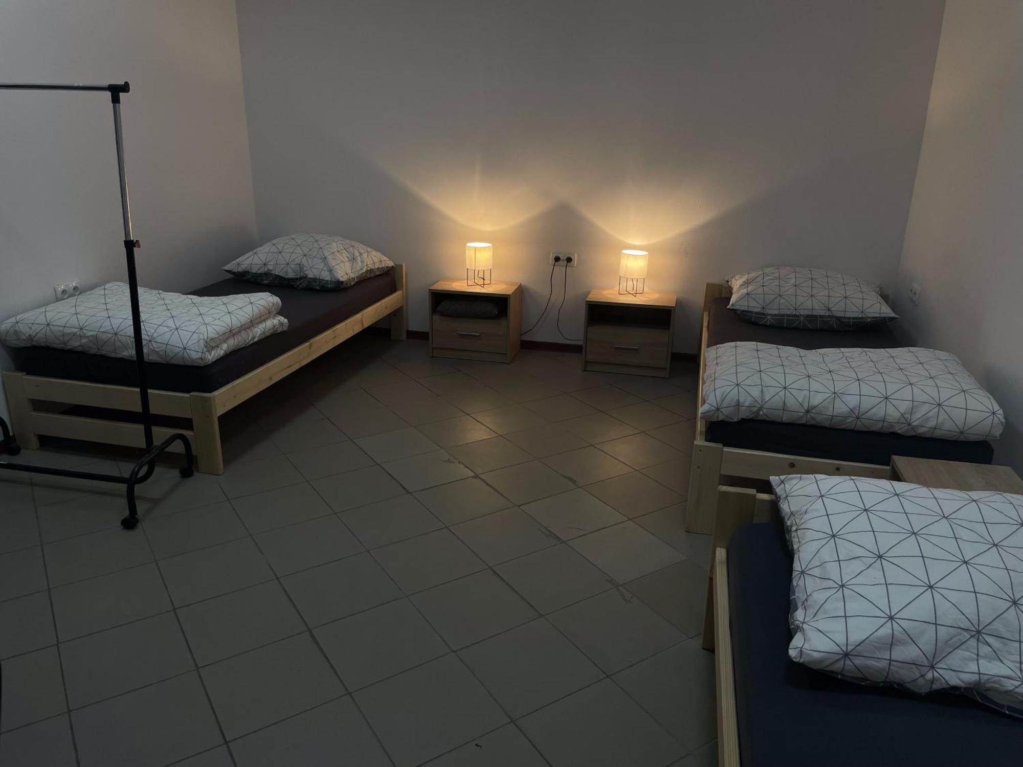 Noclegi Pracownicze Lazur Ciechanów Exteriör bild